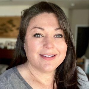 Meet your Posher, Christine